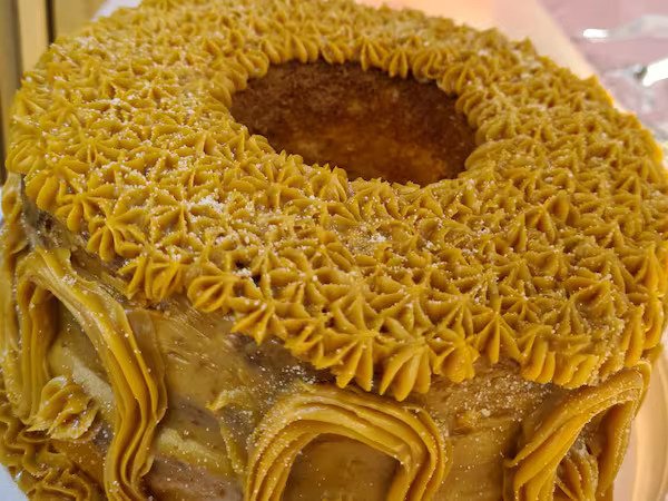 Bolos e Sobremesas Artesanais - meninasboleiras.com.br de Campinas Bolo Churros Especial Grande das Meninas Boleiras em Campinas