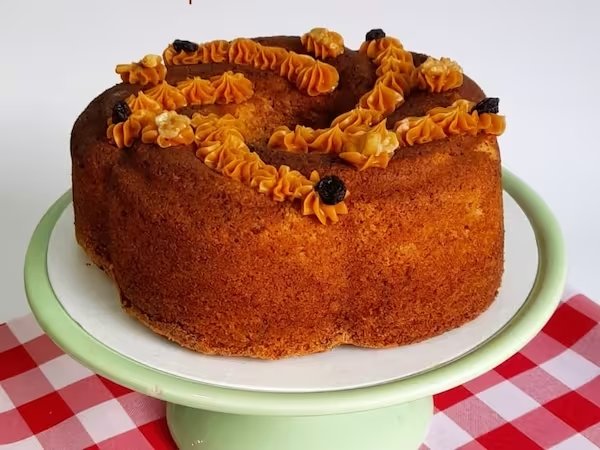 Bolo de Maçã com Nozes e Passas Grande das Meninas Boleiras em Campinas