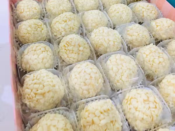 Brigadeiro Branco das Meninas Boleiras em Campinas
