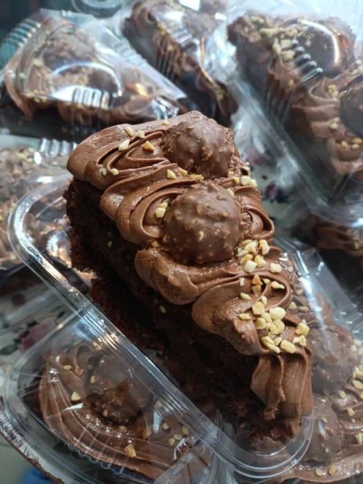 FATIA FERRERO ROCHER