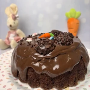 Bolo de Chocolate Piscina de Brigadeiro de Páscoa das Meninas Boleiras em Campinas