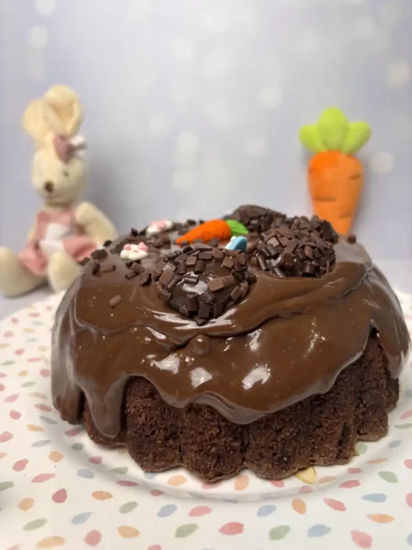 Bolo de Chocolate Piscina de Brigadeiro de Páscoa das Meninas Boleiras em Campinas