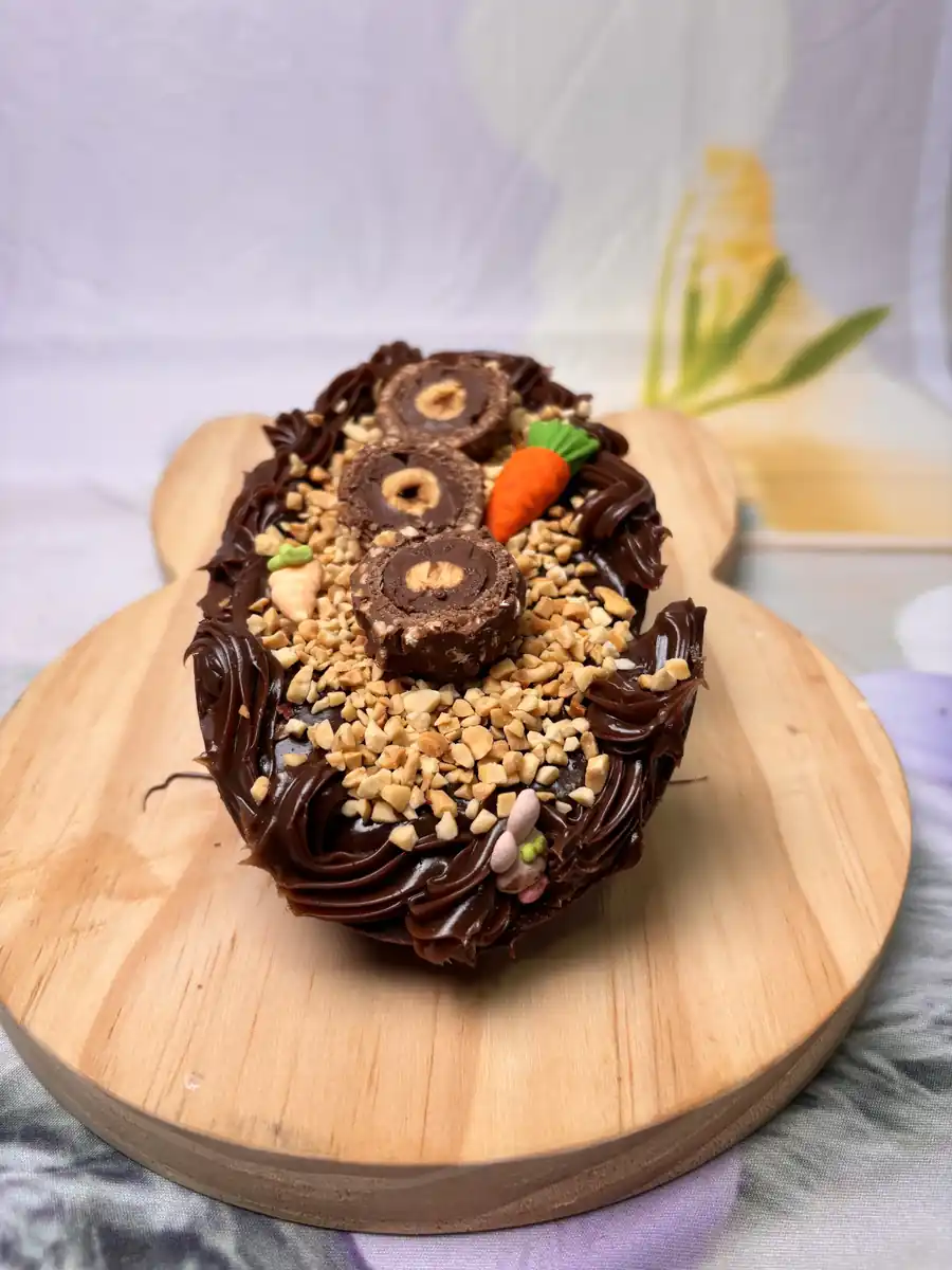 Ovo de Colher de Ferreiro Rocher de Páscoa das Meninas Boleiras Campinas